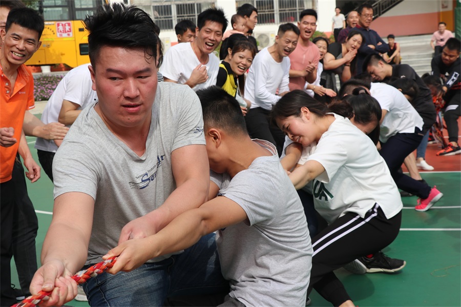 奋力拼搏，超越自我——艾礼安2019年冬季运动会圆满落幕