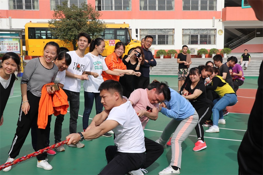 奋力拼搏，超越自我——艾礼安2019年冬季运动会圆满落幕