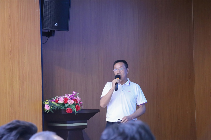 乘风破浪，逐梦新征程 ——艾礼安顺利召开2021年上半年度总结暨表彰大会