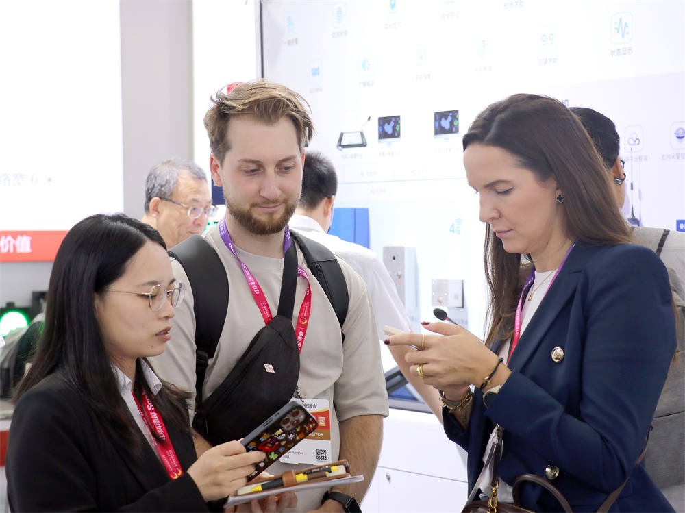 精彩时刻 ‖ 2025安博会上的艾礼安