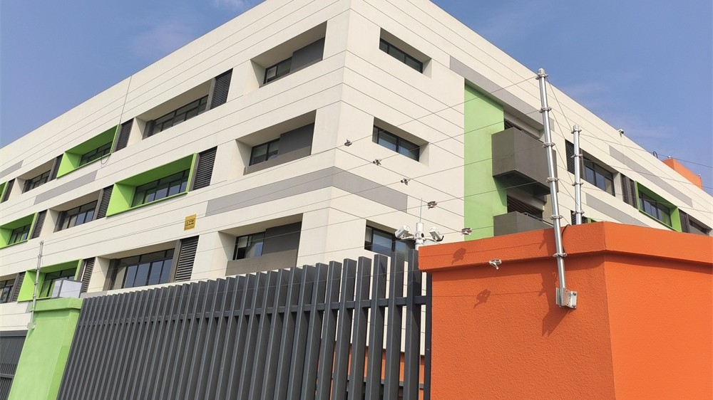 艾礼安脉冲电子围栏守护平安校园 艾礼安脉冲电子围栏守护平安校园