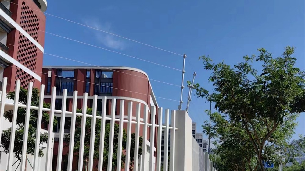 艾礼安脉冲电子围栏守护平安校园 艾礼安脉冲电子围栏守护平安校园